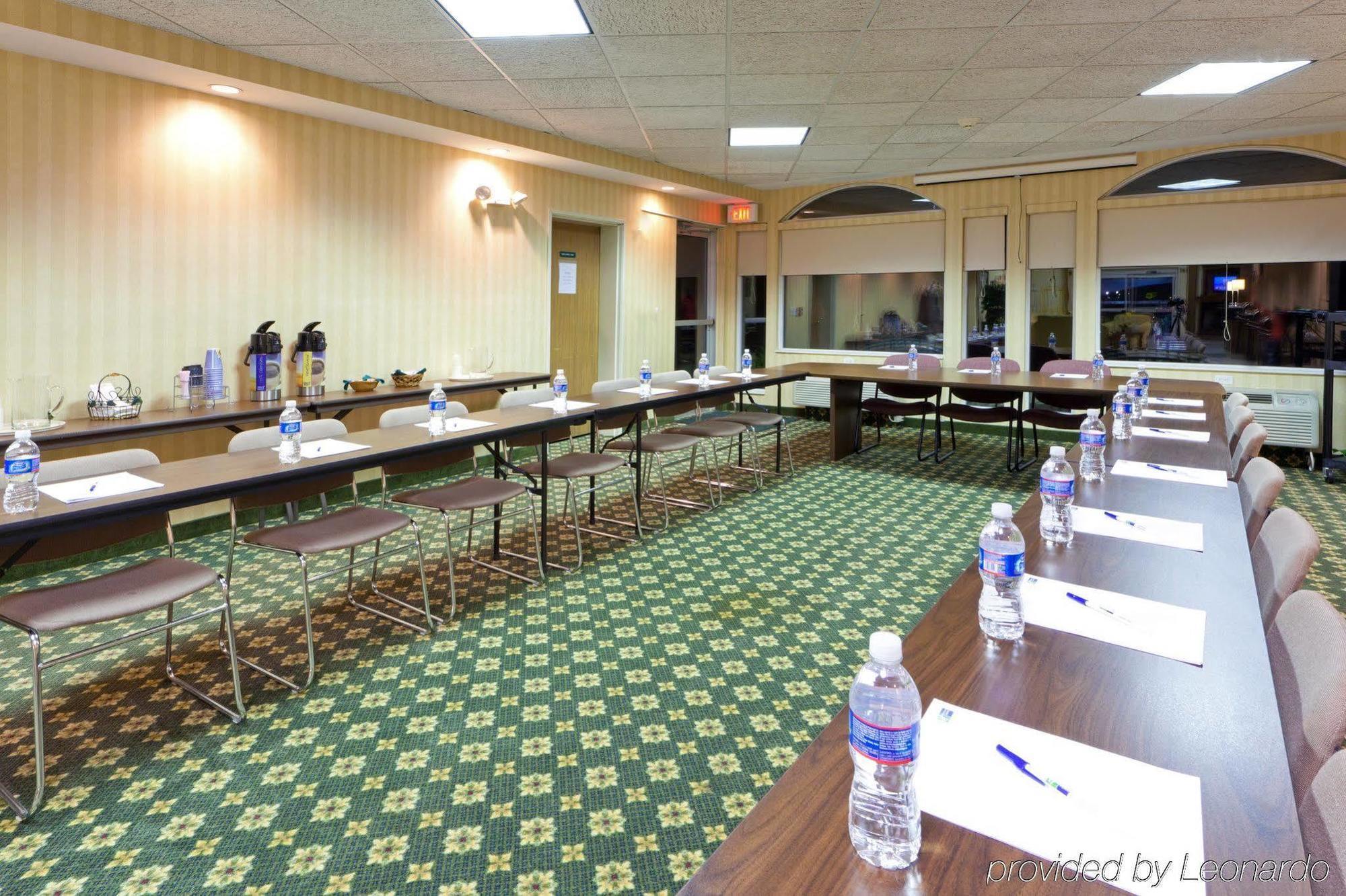 Holiday Inn Express Irwin Pa Tpk Exit 67 By Ihg Exterior photo